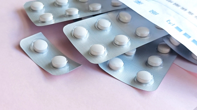 血圧を下げる薬のイメージ写真